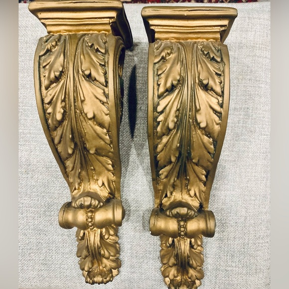 Ornate gold wall sconces - Picture 2 of 3